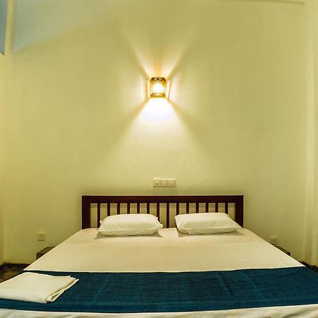 Colombo Beach Hostel Dehiwala-Mount Lavinia Eksteriør billede