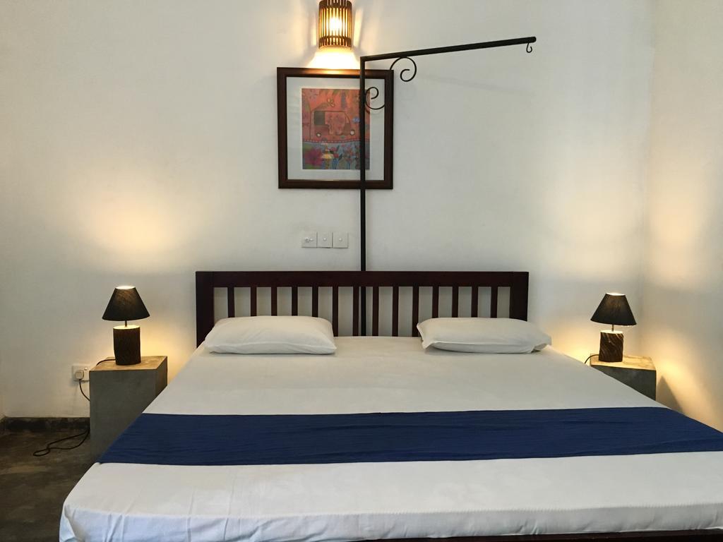 Colombo Beach Hostel Dehiwala-Mount Lavinia Værelse billede